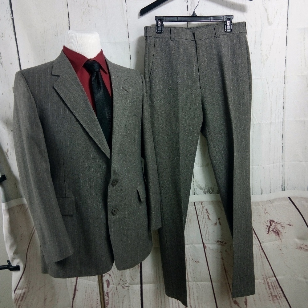 Levi's Business Class 44R 2pc Brown Striped Suit